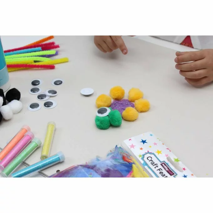 Hobbycraft Easy Glue Eyes 24mm 25 Pack 5 Hobbycraft Easy Glue Eyes 24mm 25 Pack - Image 3