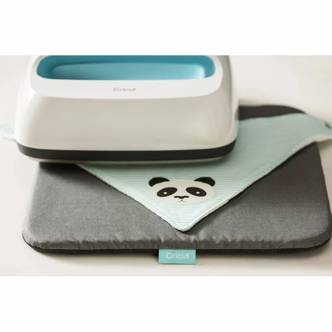 Cricut EasyPress Heat Resistant Mat 30.5cm X 30.5cm 5 Cricut EasyPress Heat Resistant Mat 30.5cm X 30.5cm - Image 3