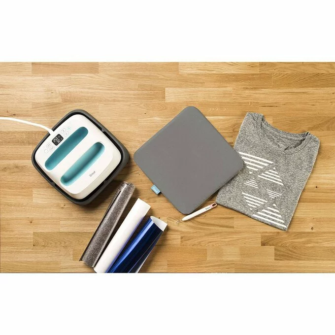 Cricut EasyPress Heat Resistant Mat 30.5cm X 30.5cm 7 Cricut EasyPress Heat Resistant Mat 30.5cm X 30.5cm - Image 5