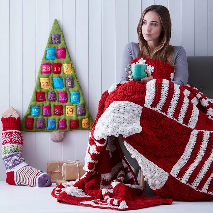 Knitcraft Christmas Blanket Digital Pattern 0137 5 Knitcraft Christmas Blanket Digital Pattern 0137 - Image 3