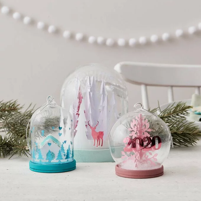 Hobbycraft Fillable Glass Hanging Snow Globe 8cm 4 Hobbycraft Fillable Glass Hanging Snow Globe 8cm - Image 2