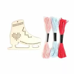 Hobbycraft Ice Skate Wooden Threading Kit