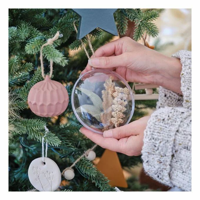 Hobbycraft Flat Oval Fillable Decoration 7cm 4 Hobbycraft Flat Oval Fillable Decoration 7cm - Image 2